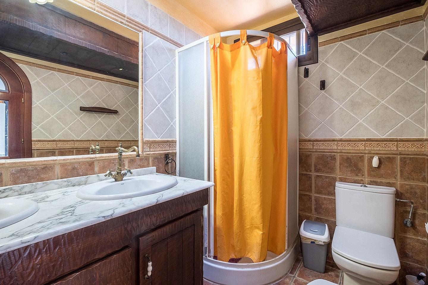 1 - Master Bedroom En-Suite - Gorgeous house 5 km away from El Médano - Gallery - 20
