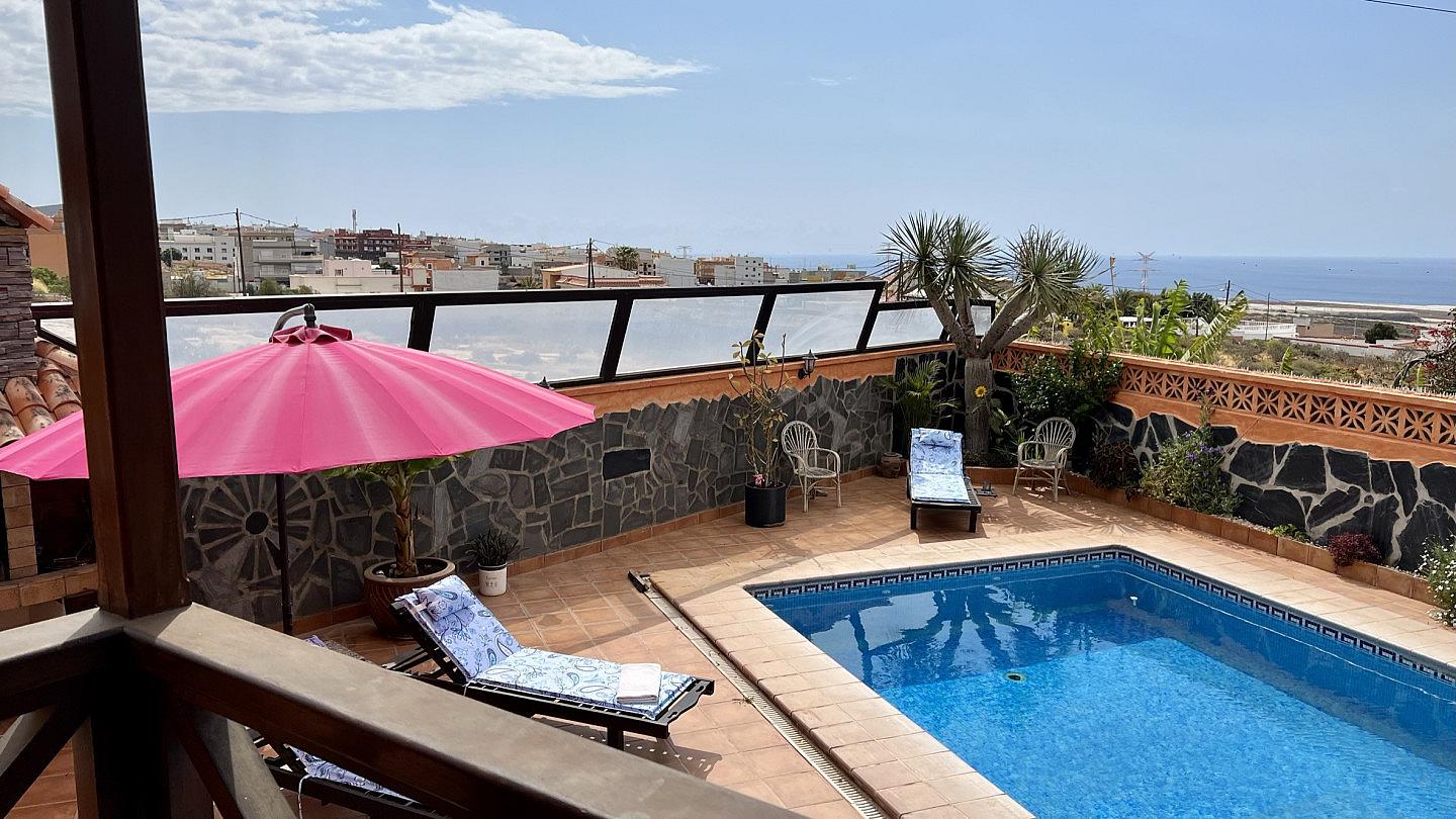 1 - Master Bedroom En-Suite - Gorgeous house 5 km away from El Médano - Gallery - 18
