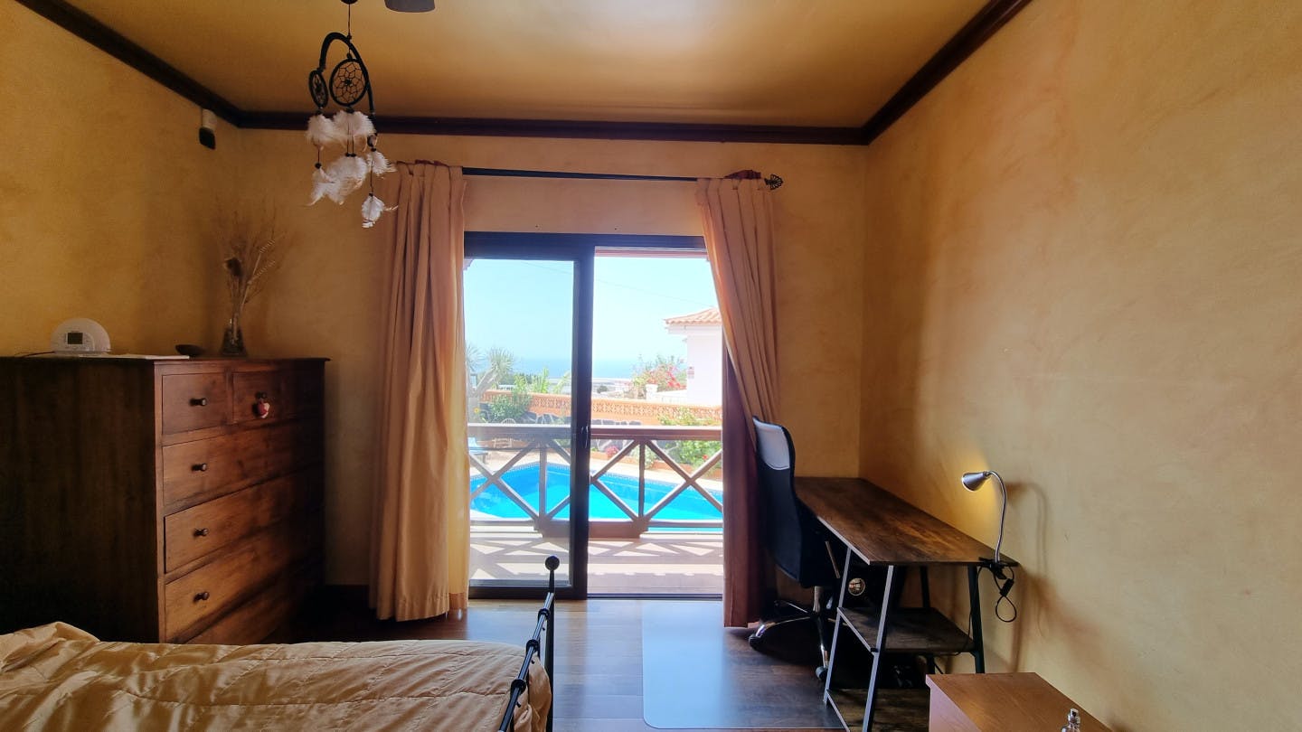 1 - Master Bedroom En-Suite - Gorgeous house 5 km away from El Médano - Gallery - 3