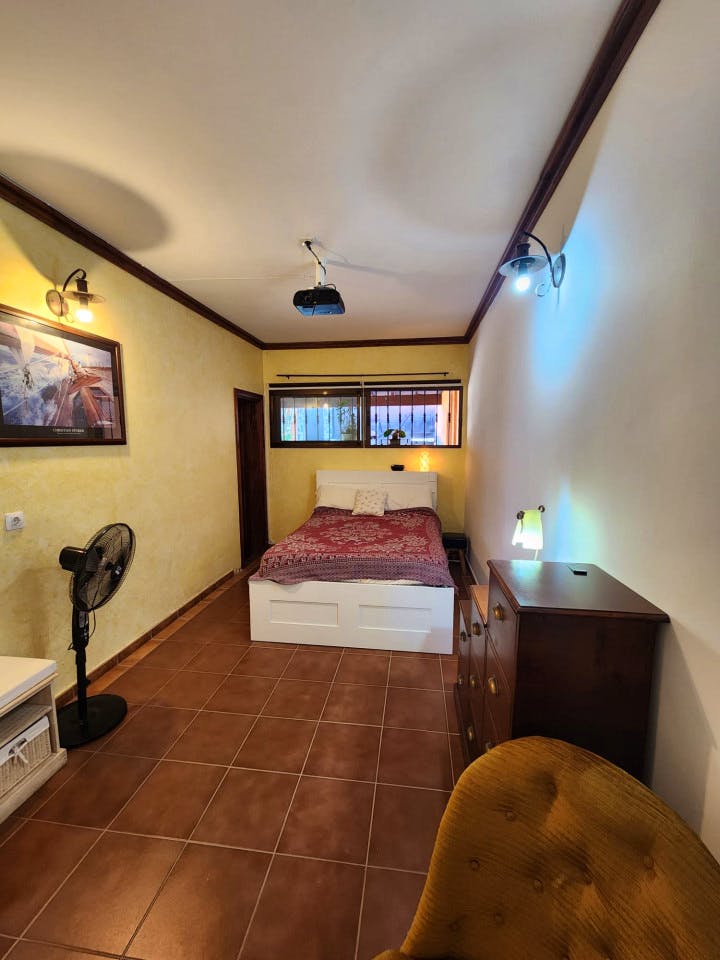 3 - En-Suite Room With Home-Cinema - Gorgeous house 5 km away from El Médano - Gallery - 5
