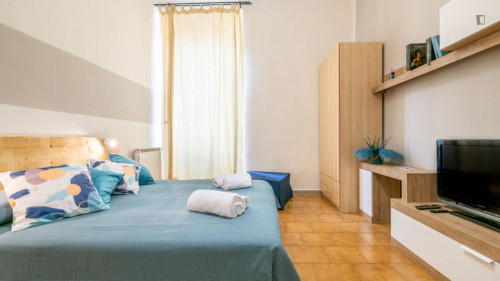 Pleasant 1-bedroom flat in Petrarca - Gallery - 17