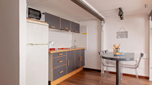 Sunny studio in the heart of Livorno - Gallery - 15
