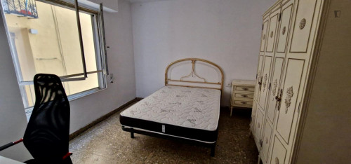 Comfy double bedroom near the Campus d'Alcoi of Universitat Politècnica de València