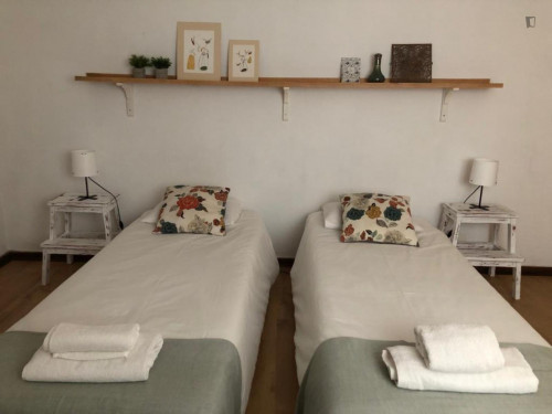 Cozy single Bedroom close to Nova SBE Executive Education