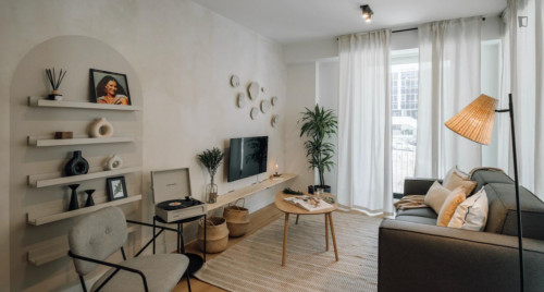 Magnificent 2-bedroom apartment in proximity to Sete-Rios train station