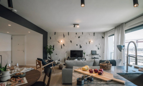 Elegant 2-bedroom apartment near Alcantara-Mar train station