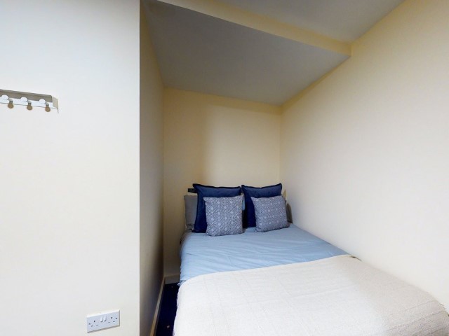 Premier Studio - 1