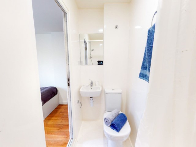  Classic En-Suite  -  The Cube - Bolton  - Gallery -  2