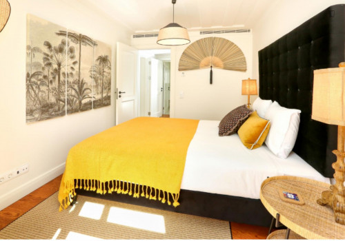 Luxury 2 Bedroom apartment close to Lisbon Cathedral