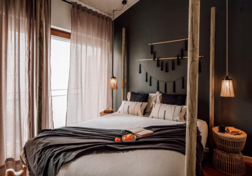 Stunning 2-bedroom apartment close to Cais do Sodre  - Gallery -  5