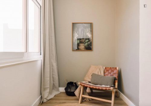 Snug 1-bedroom apartment near Centro Comercial do Campo Pequeno