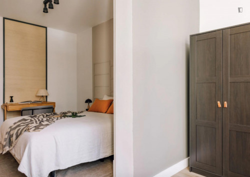 Snug 1-bedroom apartment near Centro Comercial do Campo Pequeno