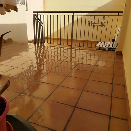 Comfy double bedroom in Granada close to Cerrillo de la Macarena tram station