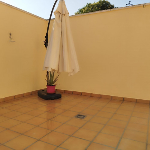 Comfy double bedroom in Granada close to Cerrillo de la Macarena tram station