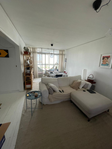 Cosy double bedroom in trendy Carcavelos