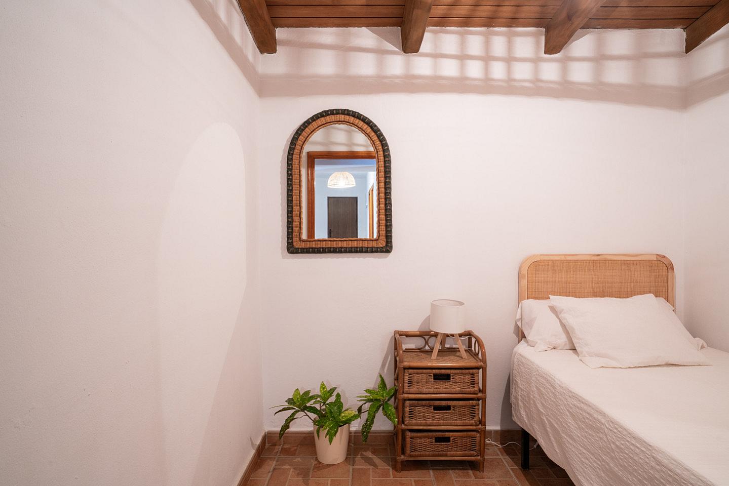  Private Big House - Shared Garden  -  Modern Coliving Retreat for Remote Workers in Scenic Zahora Coastal Paradise  - Gallery -  43