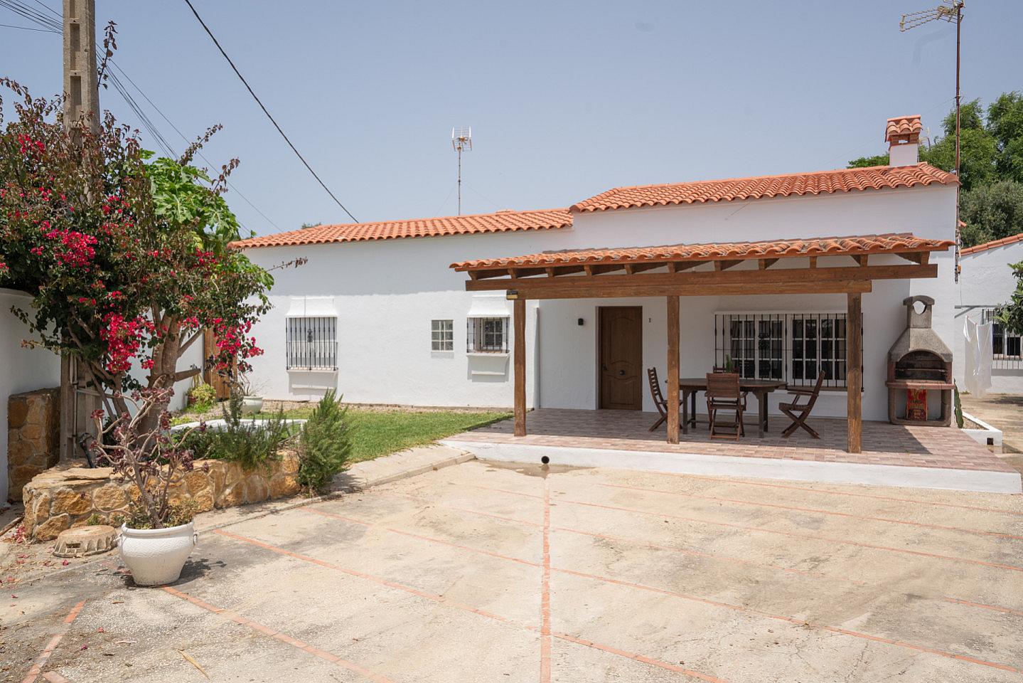  Private Big House - Shared Garden  -  Modern Coliving Retreat for Remote Workers in Scenic Zahora Coastal Paradise  - Gallery -  37