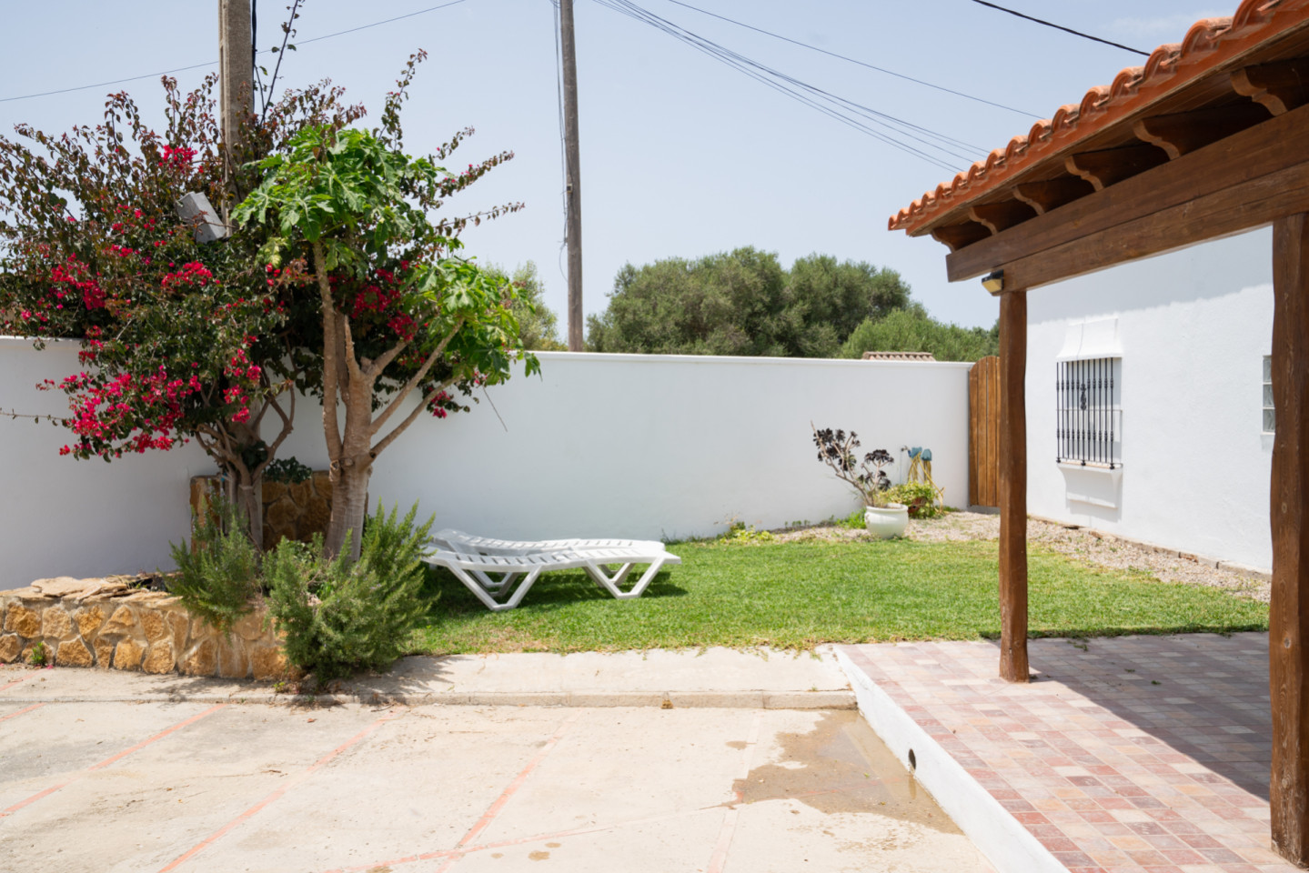  Private Big House - Shared Garden  -  Modern Coliving Retreat for Remote Workers in Scenic Zahora Coastal Paradise  - Gallery -  12