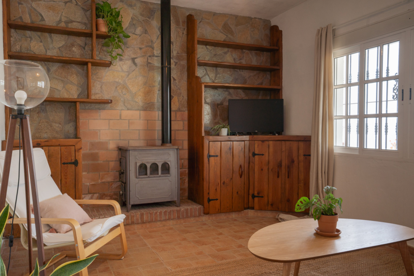  Private Big House - Shared Garden  -  Modern Coliving Retreat for Remote Workers in Scenic Zahora Coastal Paradise  - Gallery -  13