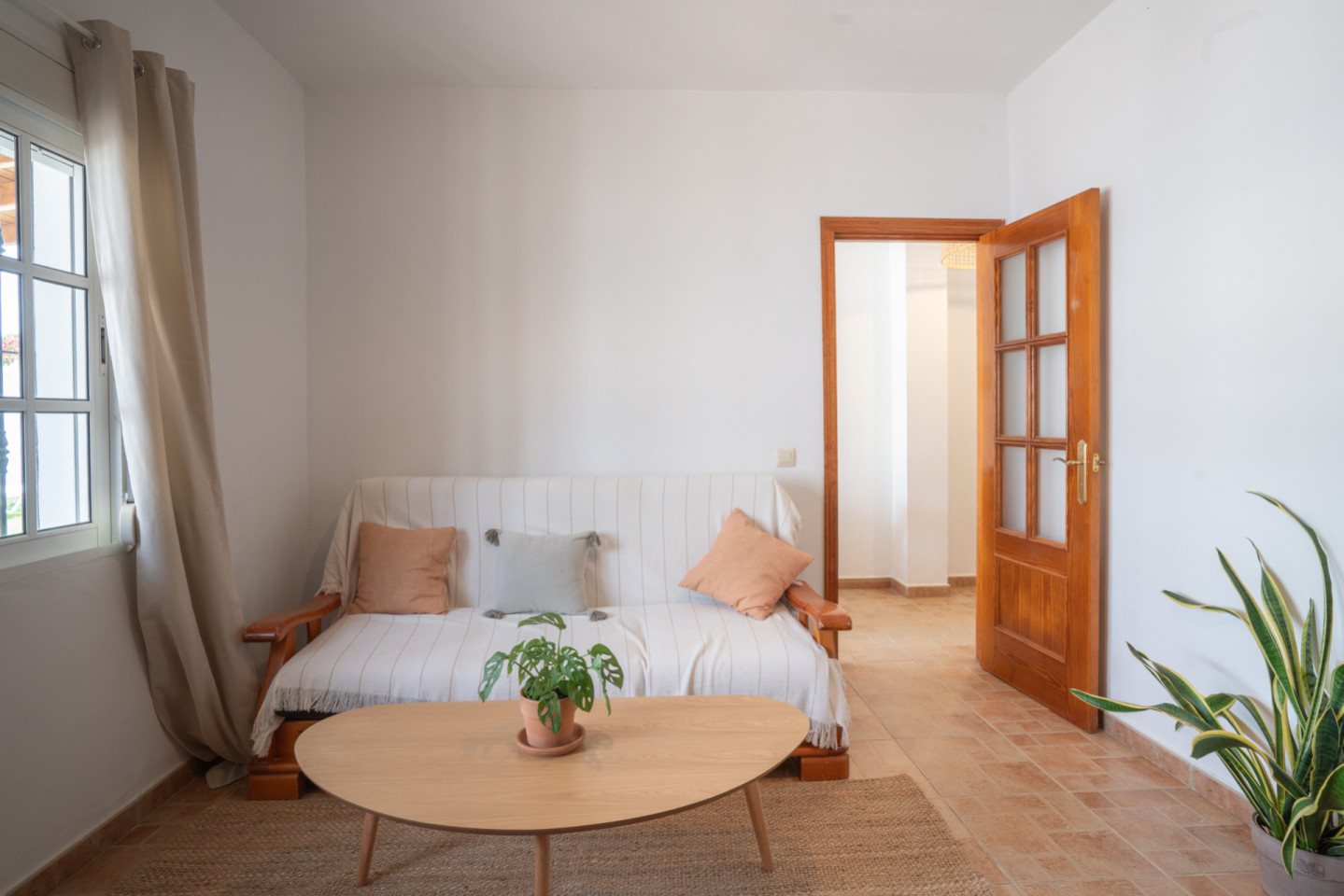  Private Big House - Shared Garden  -  Modern Coliving Retreat for Remote Workers in Scenic Zahora Coastal Paradise  - Gallery -  14