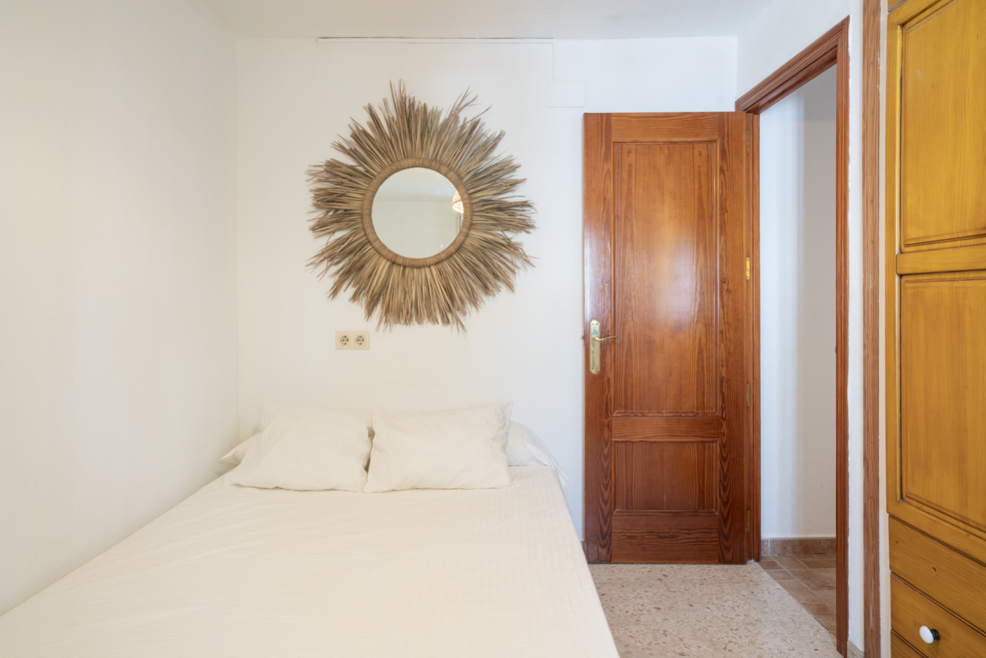  Private House - Private Garden  -  Modern Coliving Retreat for Remote Workers in Scenic Zahora Coastal Paradise  - Gallery -  34