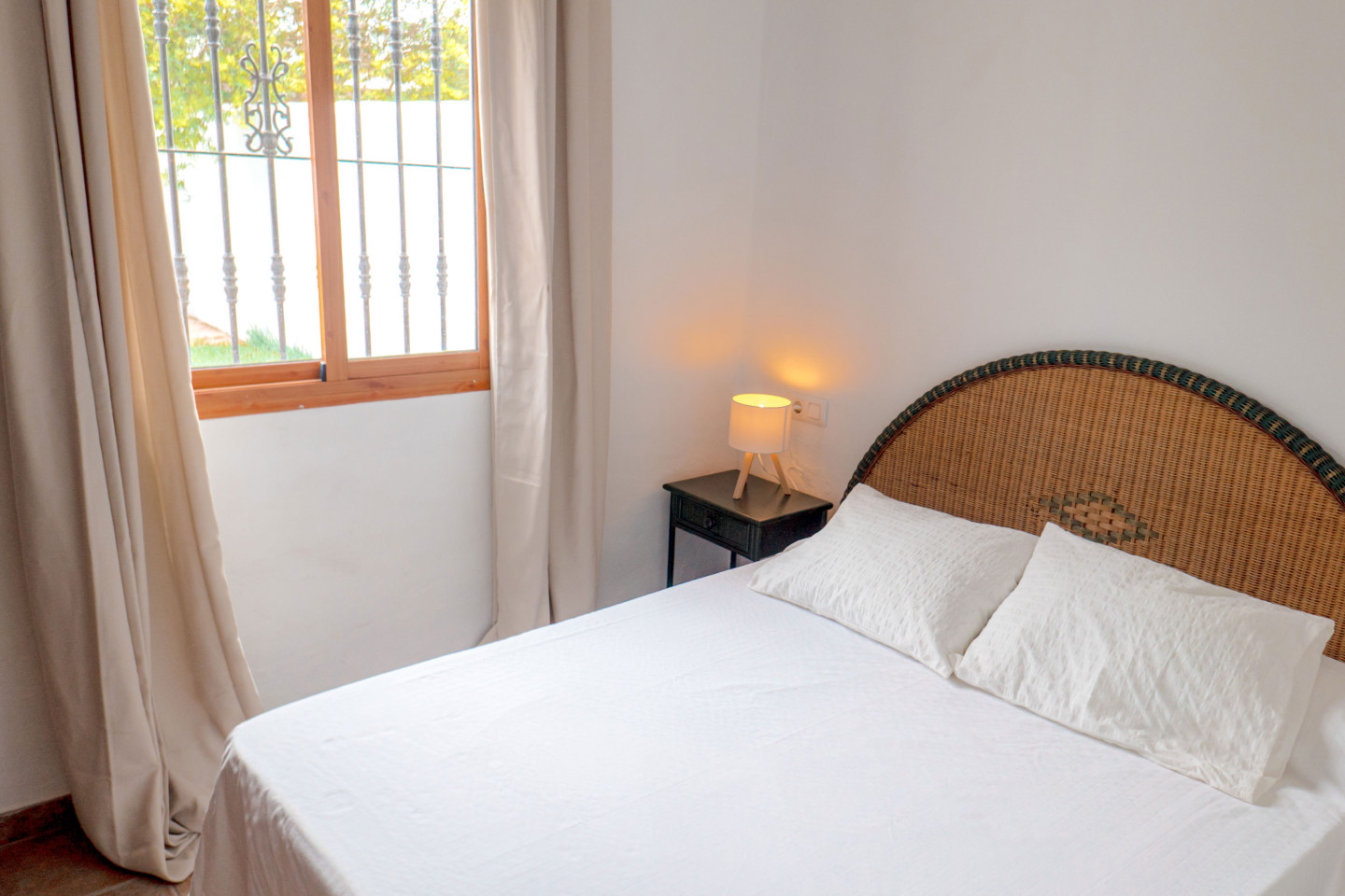  Private House - Private Garden  -  Modern Coliving Retreat for Remote Workers in Scenic Zahora Coastal Paradise  - Gallery -  42