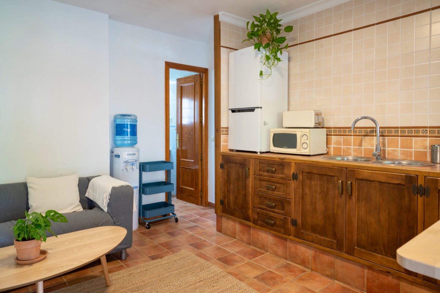  Private House - Private Garden  -  Modern Coliving Retreat for Remote Workers in Scenic Zahora Coastal Paradise  - Gallery -  4