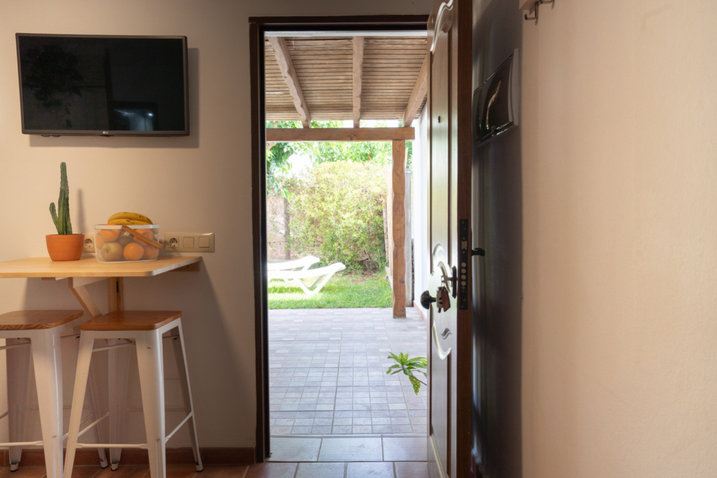  Private House - Private Garden  -  Modern Coliving Retreat for Remote Workers in Scenic Zahora Coastal Paradise  - Gallery -  32