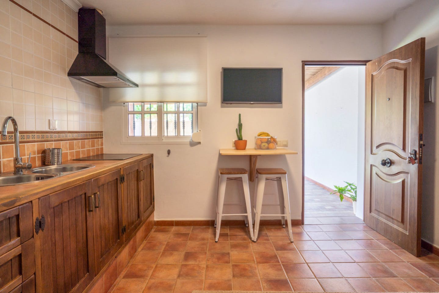  Private House - Private Garden  -  Modern Coliving Retreat for Remote Workers in Scenic Zahora Coastal Paradise  - Gallery -  3