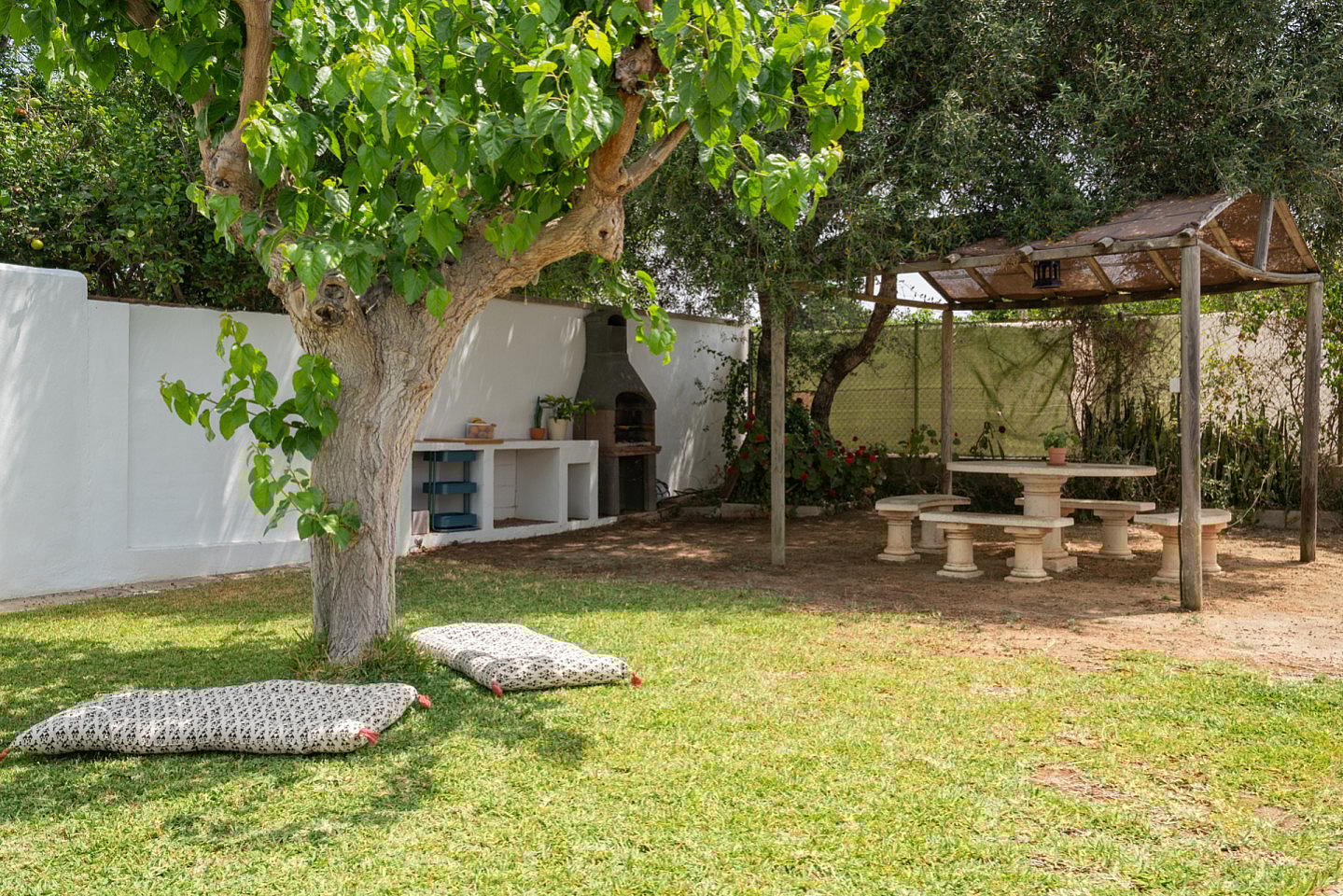  Private House - Shared Garden  -  Modern Coliving Retreat for Remote Workers in Scenic Zahora Coastal Paradise  - Gallery -  44