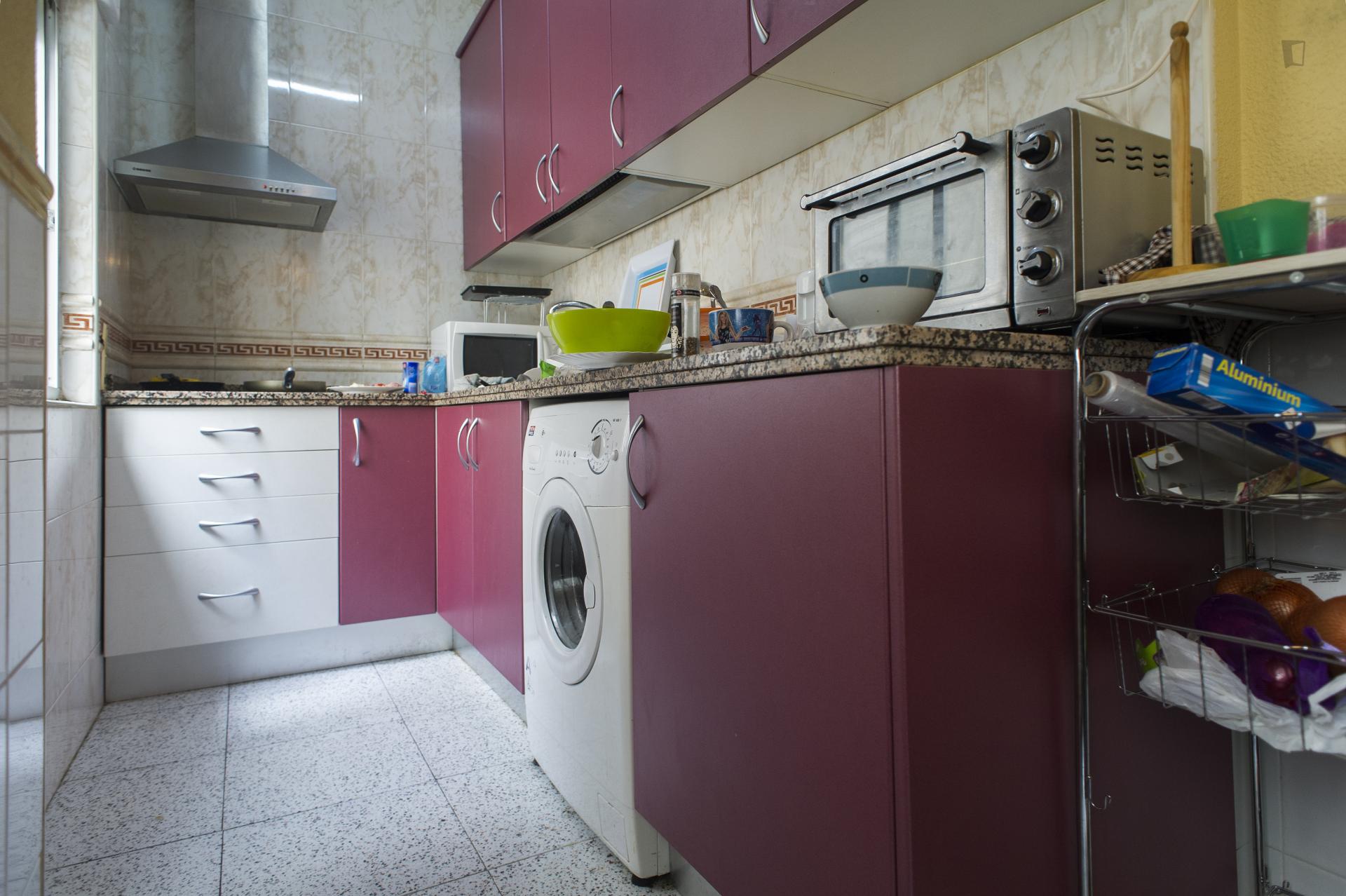 Nice single ensuite bedroom close to Universidad Pública De Salamanca Centralita