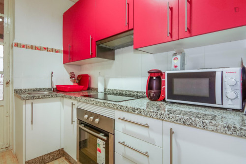 Cheerful 2-bedroom apartment in the city centre - Gallery - 25