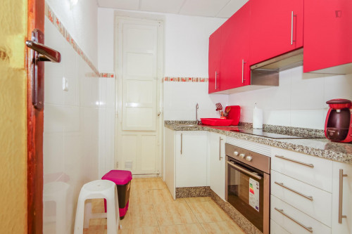 Cheerful 2-bedroom apartment in the city centre - Gallery - 18