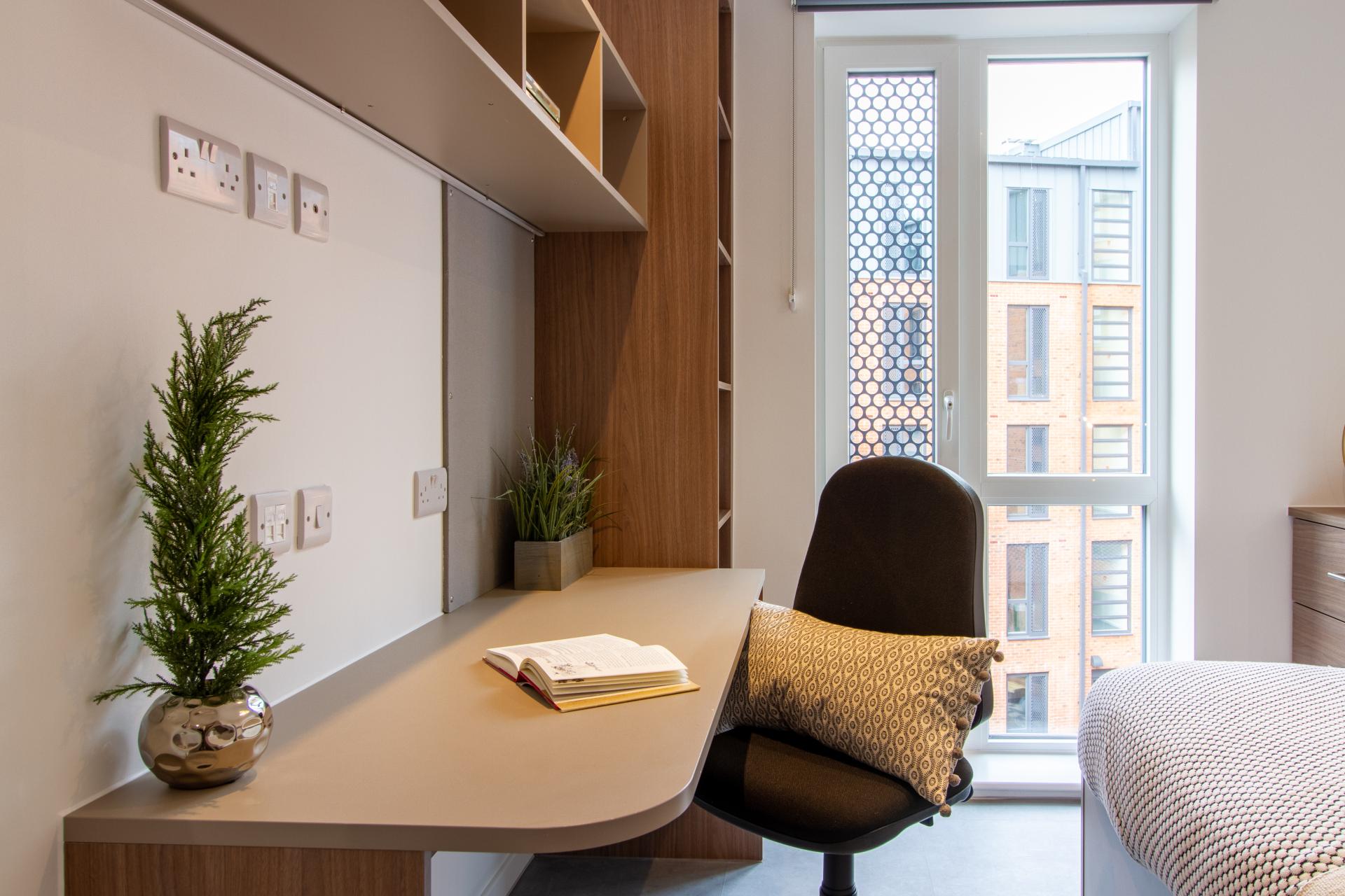  6 Bed En-Suite  -  Dean Street Works  - Gallery -  3