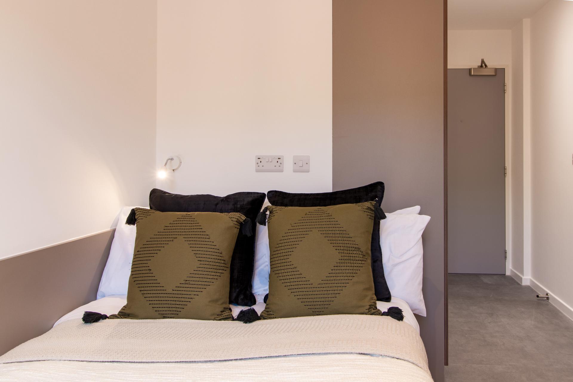  Standard En-Suite  -  Dean Street Works  - Gallery -  39