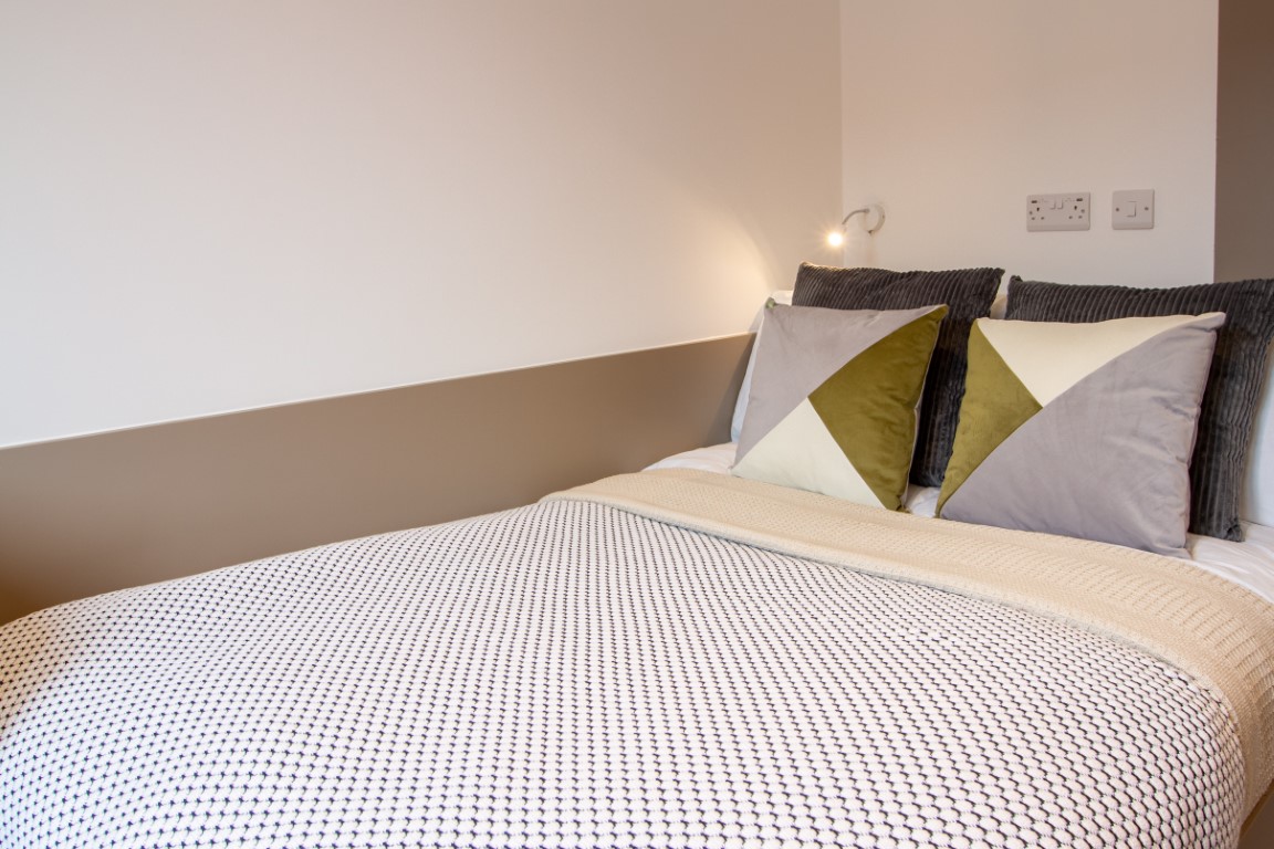 Standard En-Suite  -  Dean Street Works  - Gallery -  9