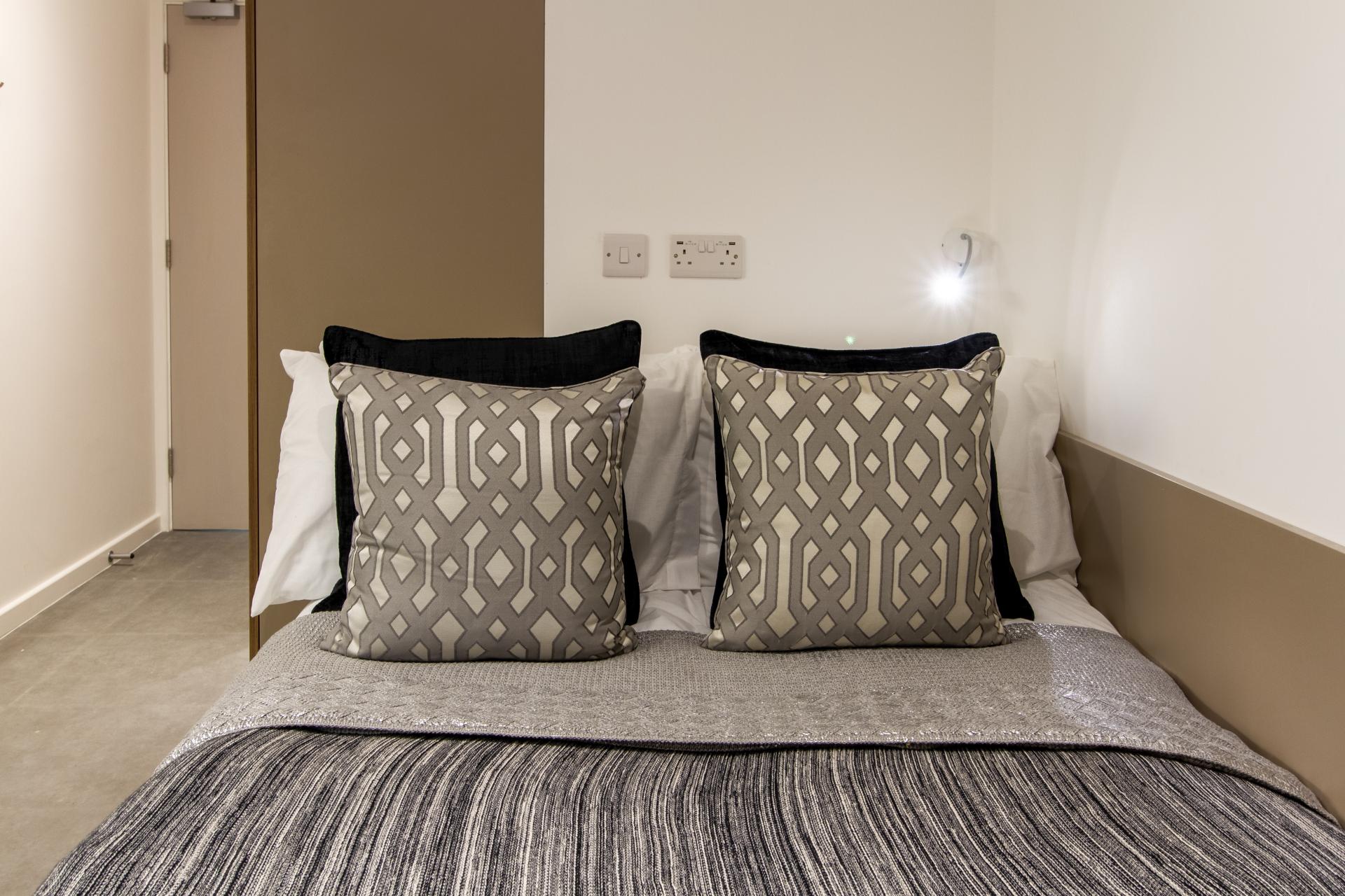  Classic En-Suite  -  Dean Street Works  - Gallery -  34