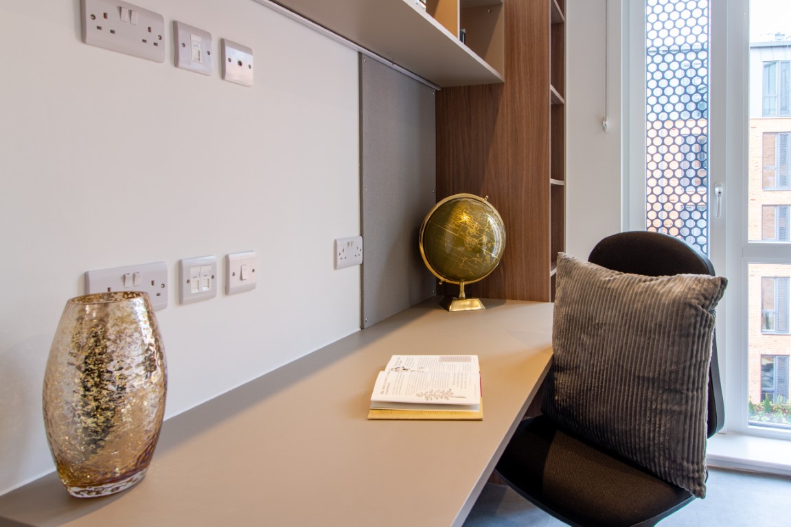  Classic En-Suite  -  Dean Street Works  - Gallery -  6