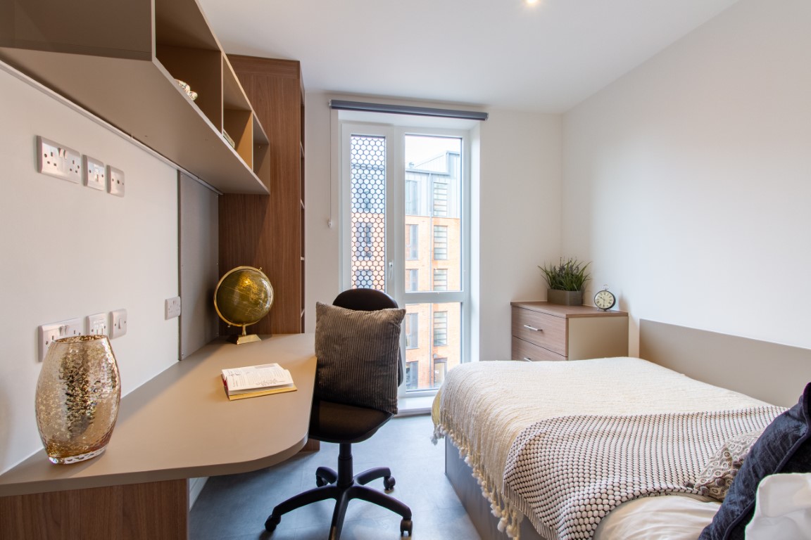  Classic En-Suite  -  Dean Street Works  - Gallery -  5