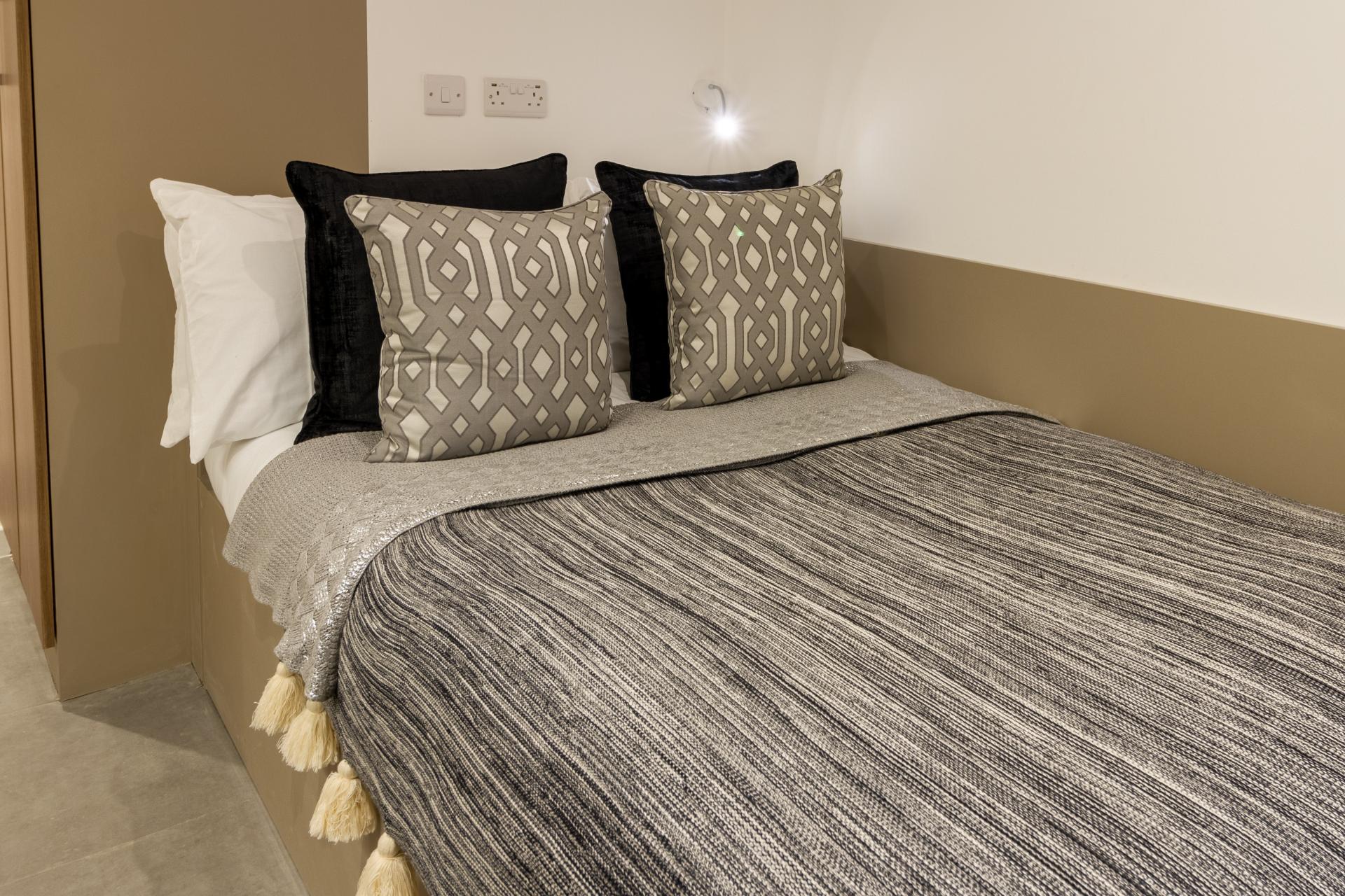  Classic En-Suite  -  Dean Street Works  - Gallery -  32