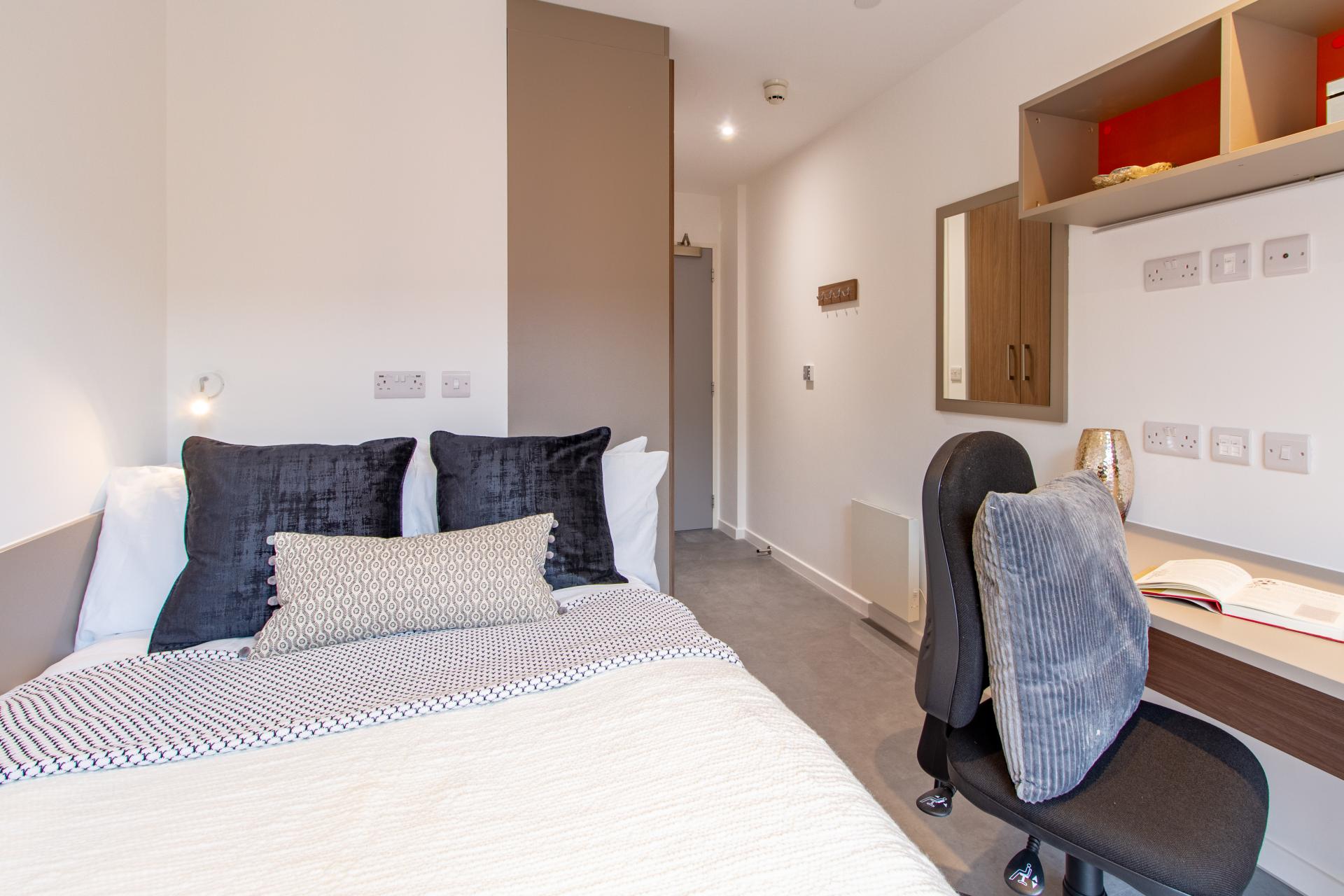  Premium En-Suite  -  Dean Street Works  - Gallery -  52