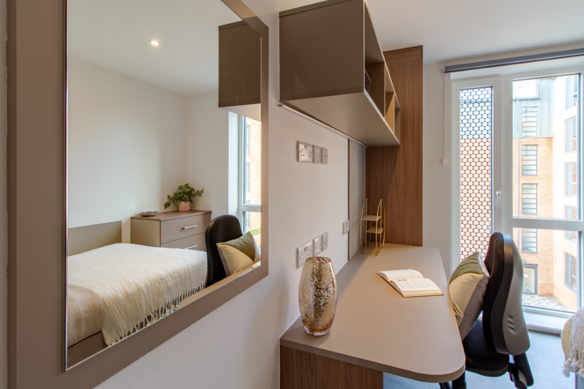  Premium En-Suite  -  Dean Street Works  - Gallery -  11