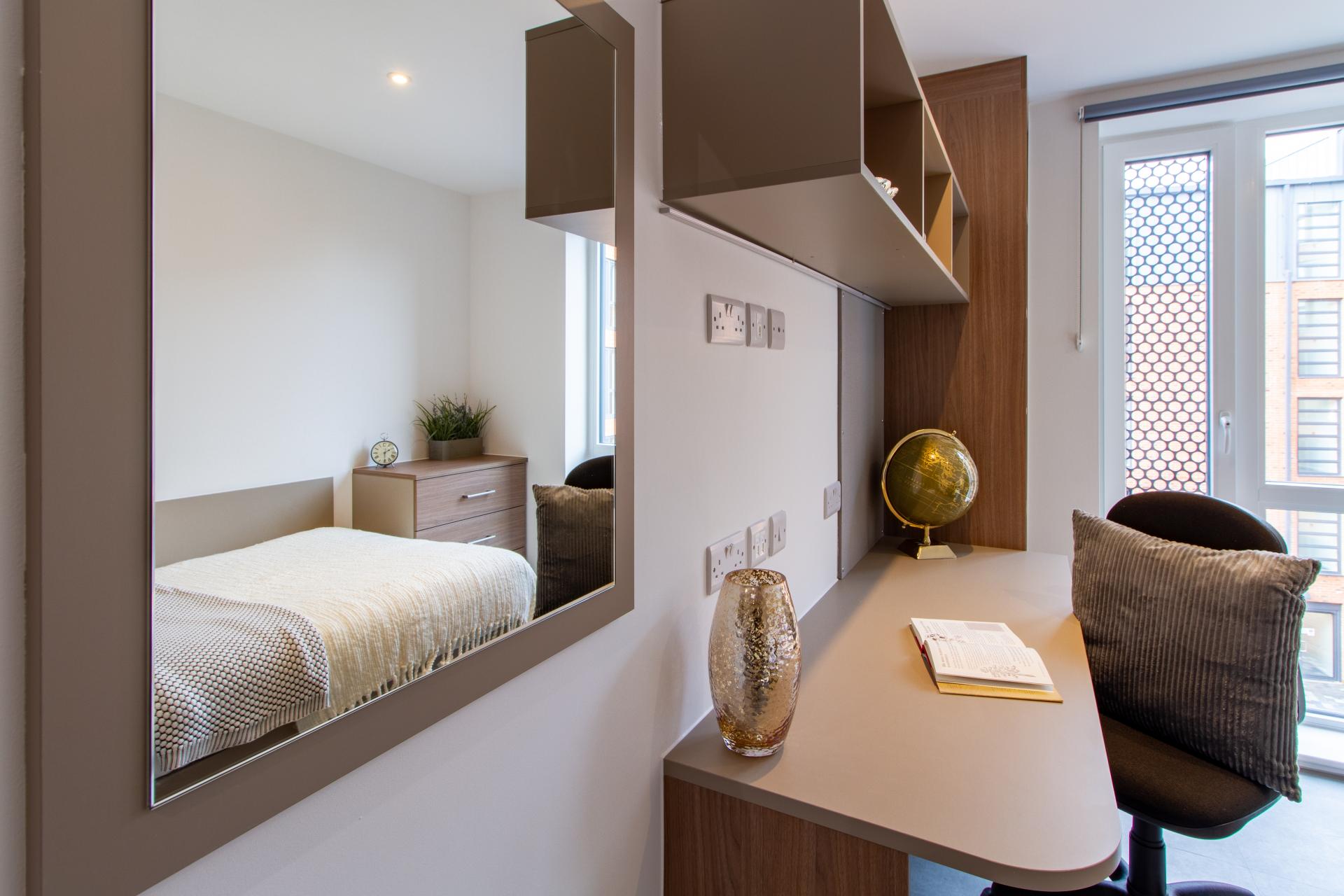  Premium En-Suite  -  Dean Street Works  - Gallery -  34