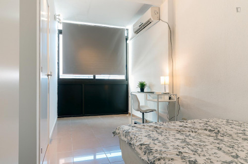 High-quality double bedroom with air conditioning next to Universitat de València - Gallery - 2