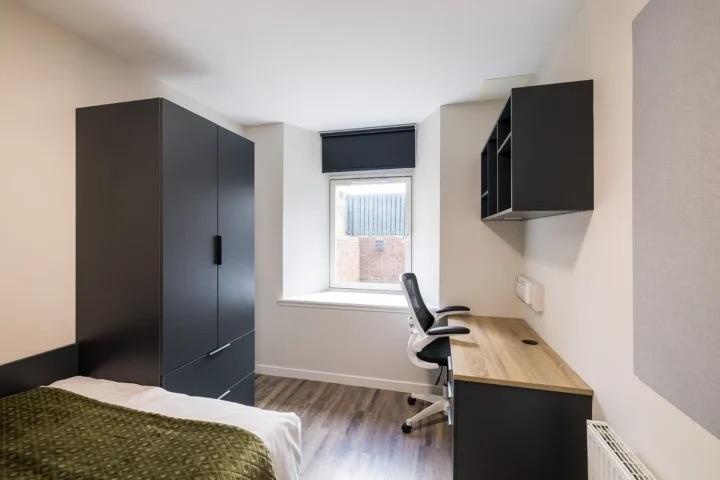 Deluxe 1 Bed Flat - 5
