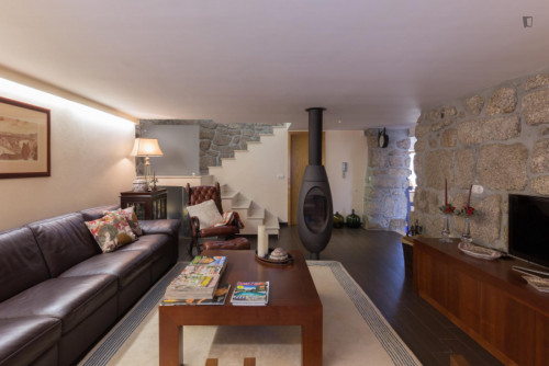 Lovely 4-bedroom house in Travanca - Gallery - 44