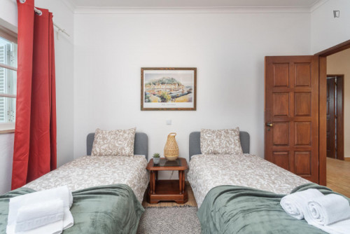 Lovely 4-bedroom house with a swimming pool, in Vale del Rei - Gallery - 65