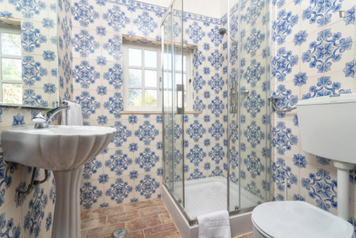 Lovely 4-bedroom house with a swimming pool, in Vale del Rei - Gallery - 68