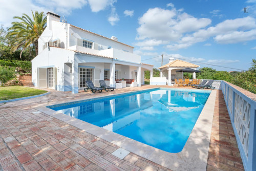 Lovely 4-bedroom house with a swimming pool, in Vale del Rei - Gallery - 11