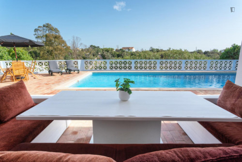 Lovely 4-bedroom house with a swimming pool, in Vale del Rei - Gallery - 30